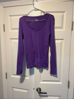 GAP Purple Long Sleeve V-Neck Tee